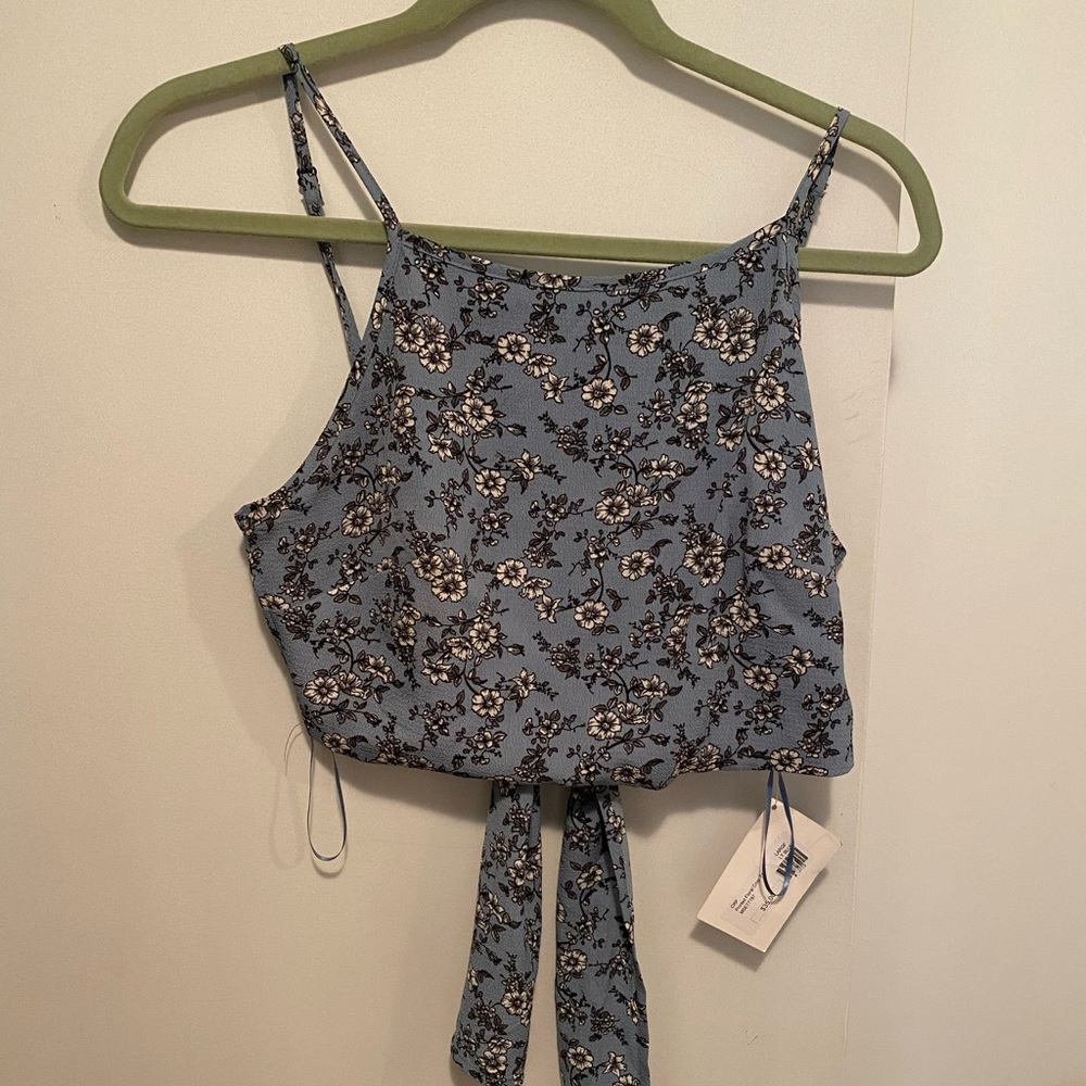 NWT Blue floral 2 piece set